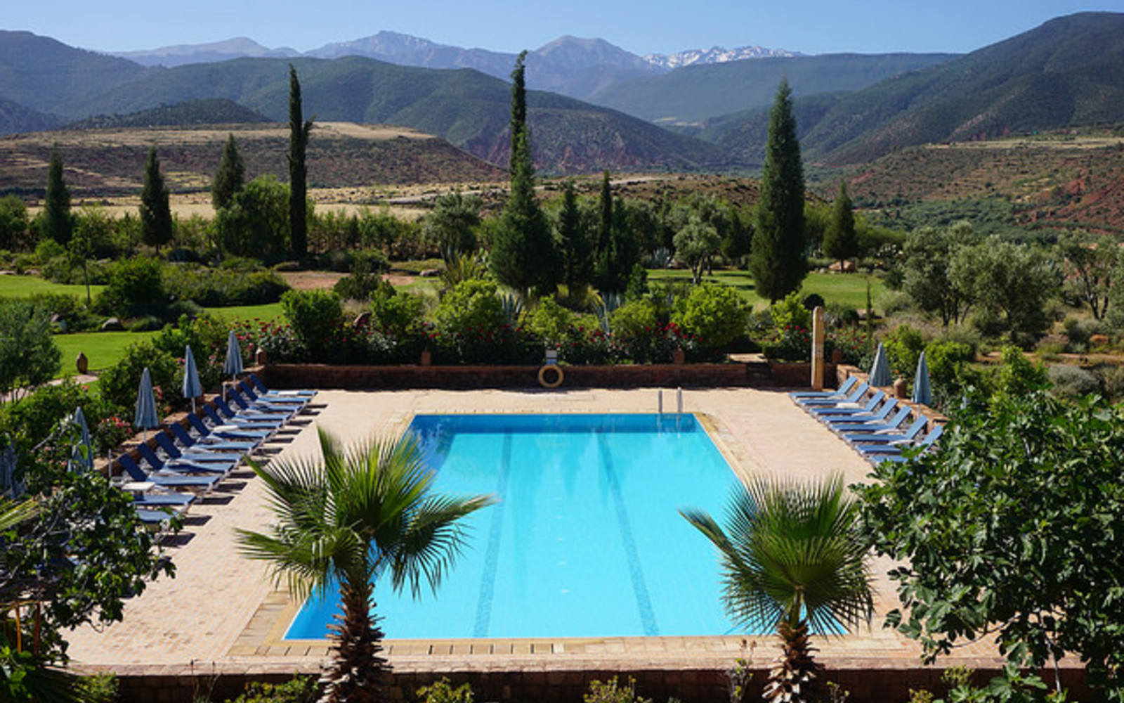 Swimming pool and mountains