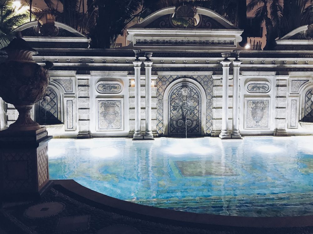 Versace Pool Pedro Sostre