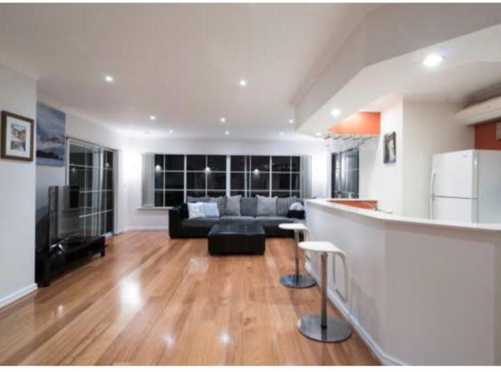 The open planned kitchen..