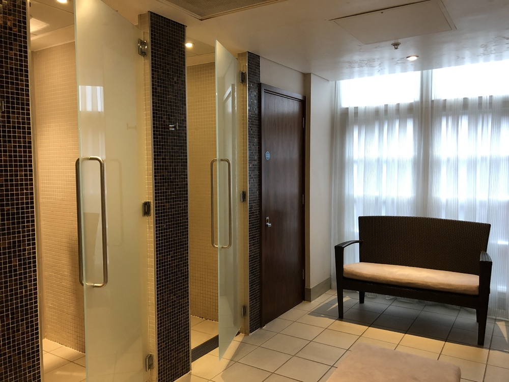 The locker room 