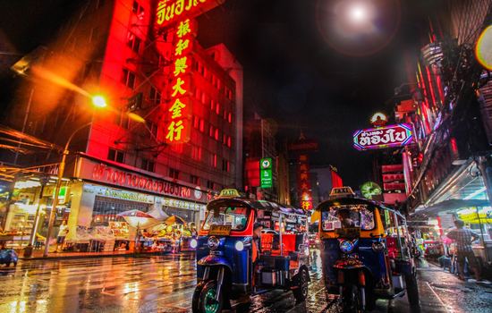 What does £1.000 buy in Bangkok? 